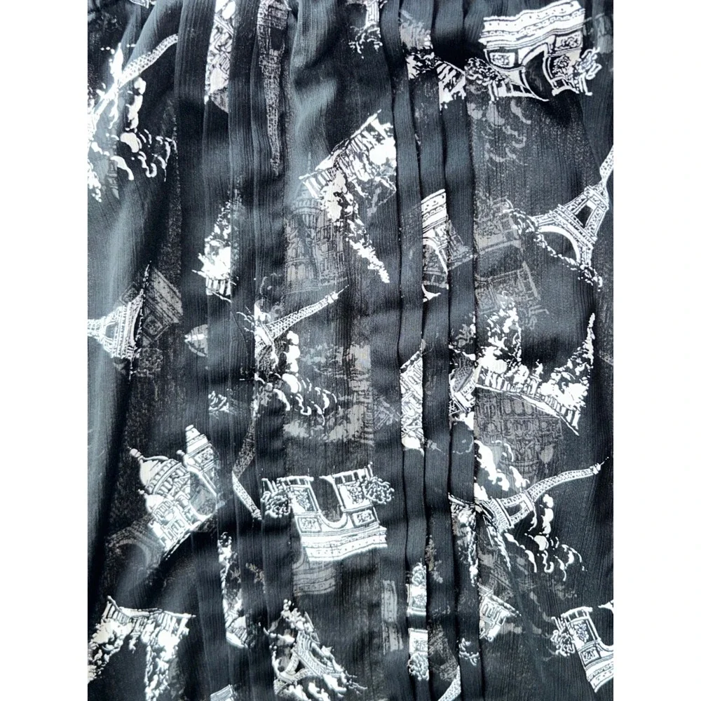 Banana Republic Paris Print Sleeveless Blouse Black White Eiffel Tower Pleated S - Picture 3 of 4